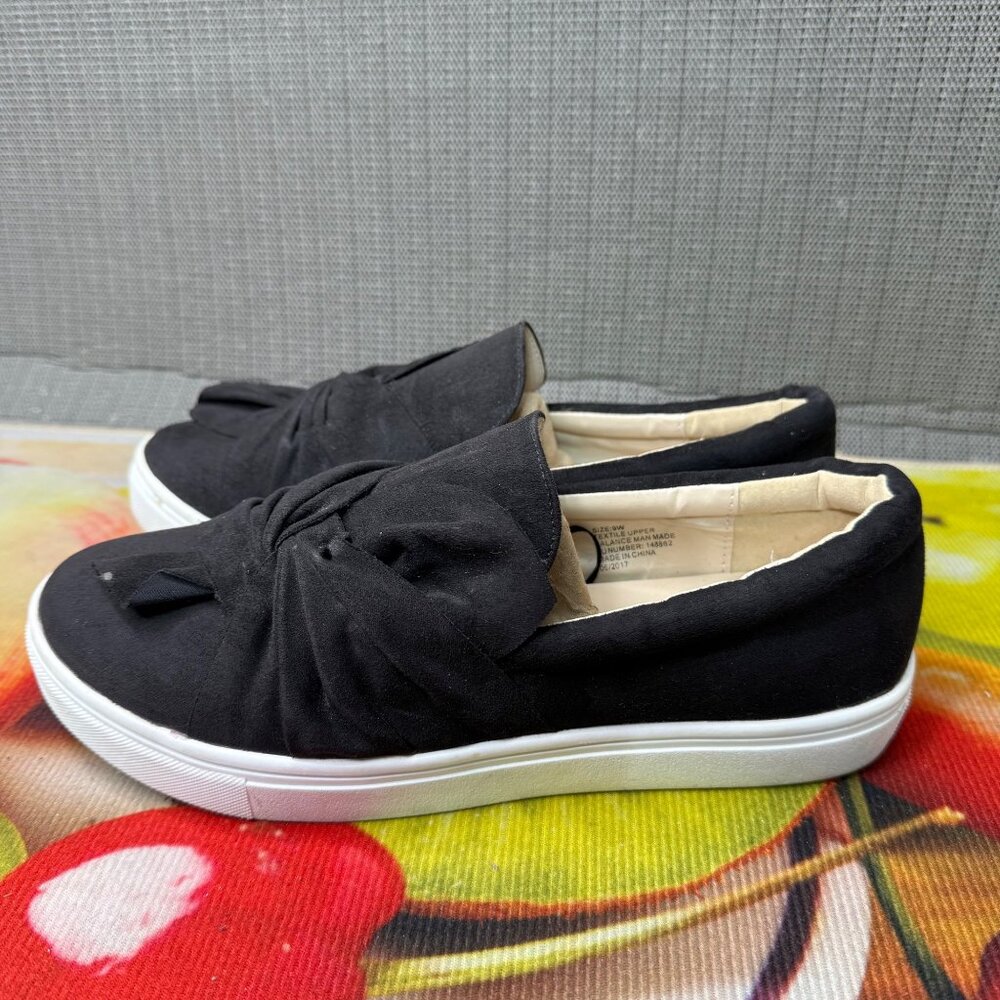 Torrid Womens Black Bow Slip-On Sneakers Size 9W